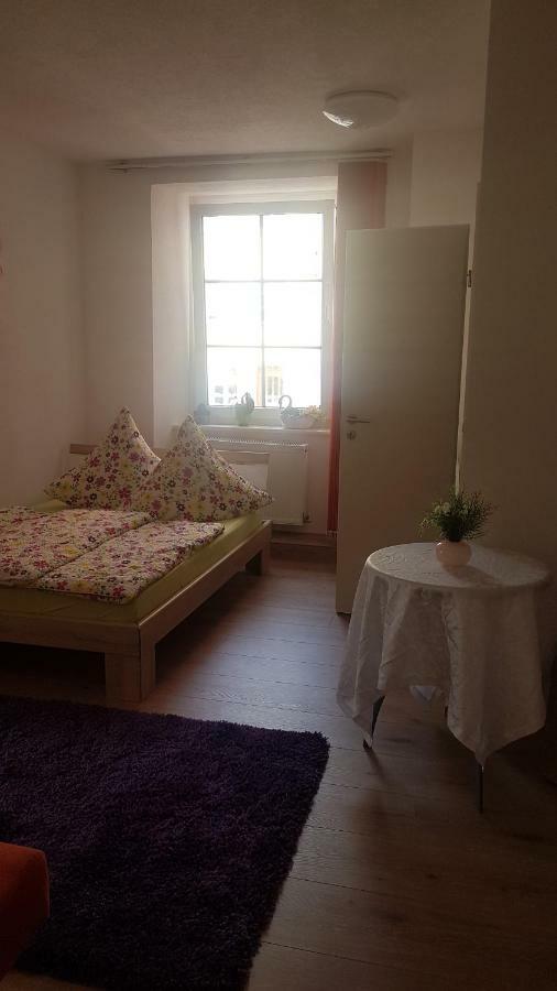 Pension Moserhaus Харбург Екстериор снимка