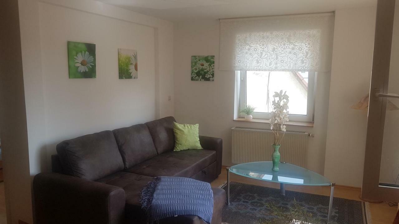 Pension Moserhaus Харбург Екстериор снимка